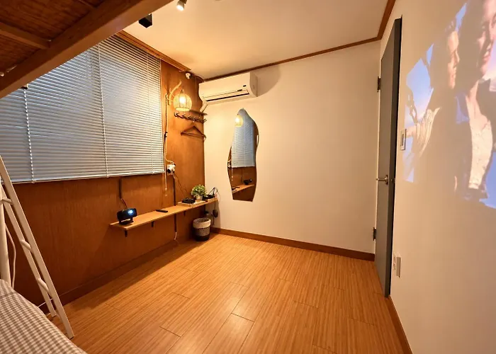 Yakorea Dongdaemun 2*